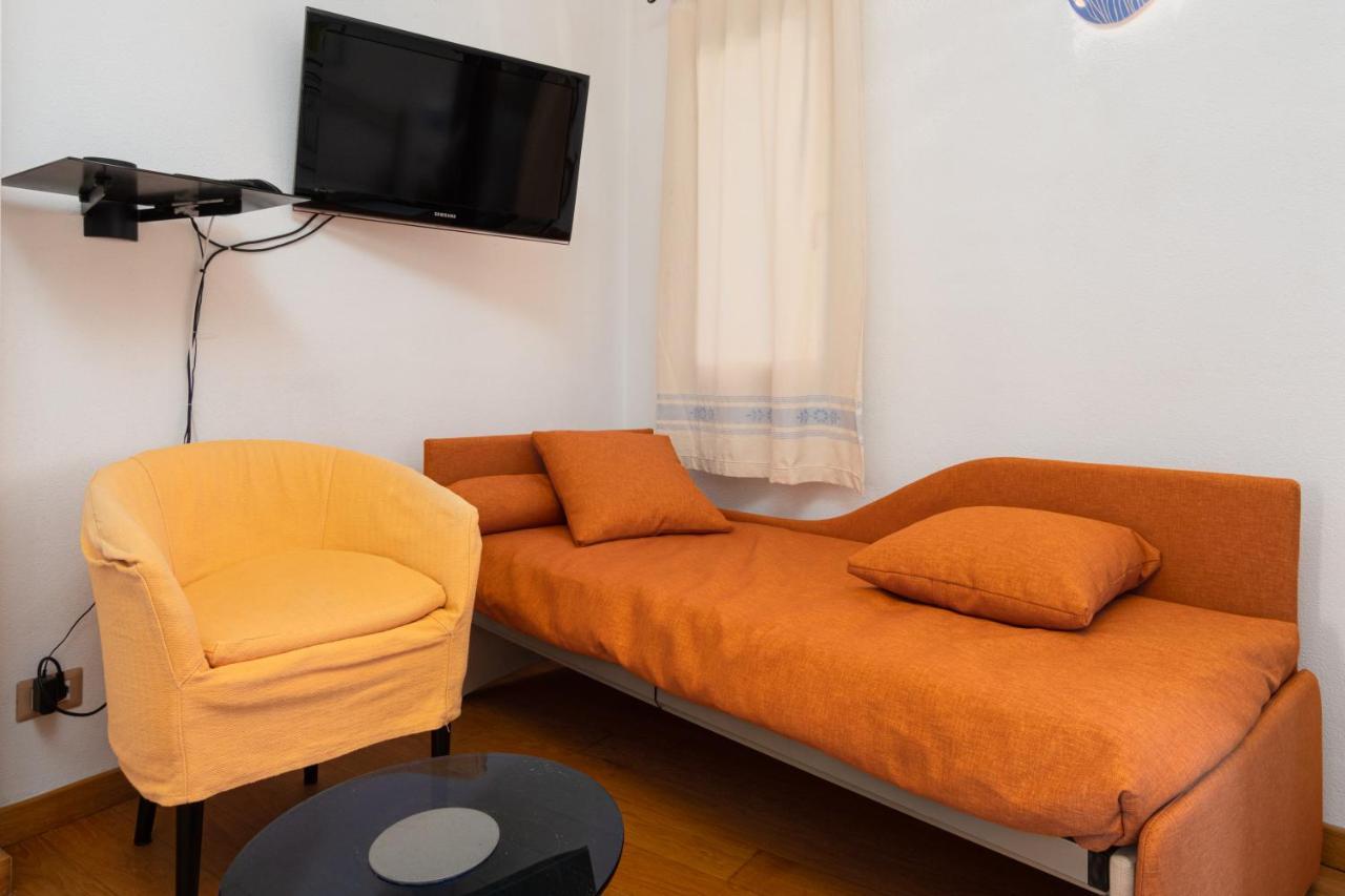 Seahouserent Cannigione Exterior photo